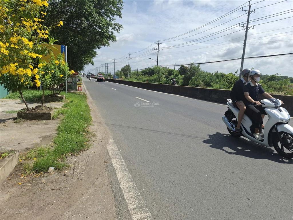 Mặt tiền ql22 nhà nghỉ 16 phòng + nhà 1 trệt 1 lầu 3 phòng ngủ hoàn công tại gò dầu, tây ninh