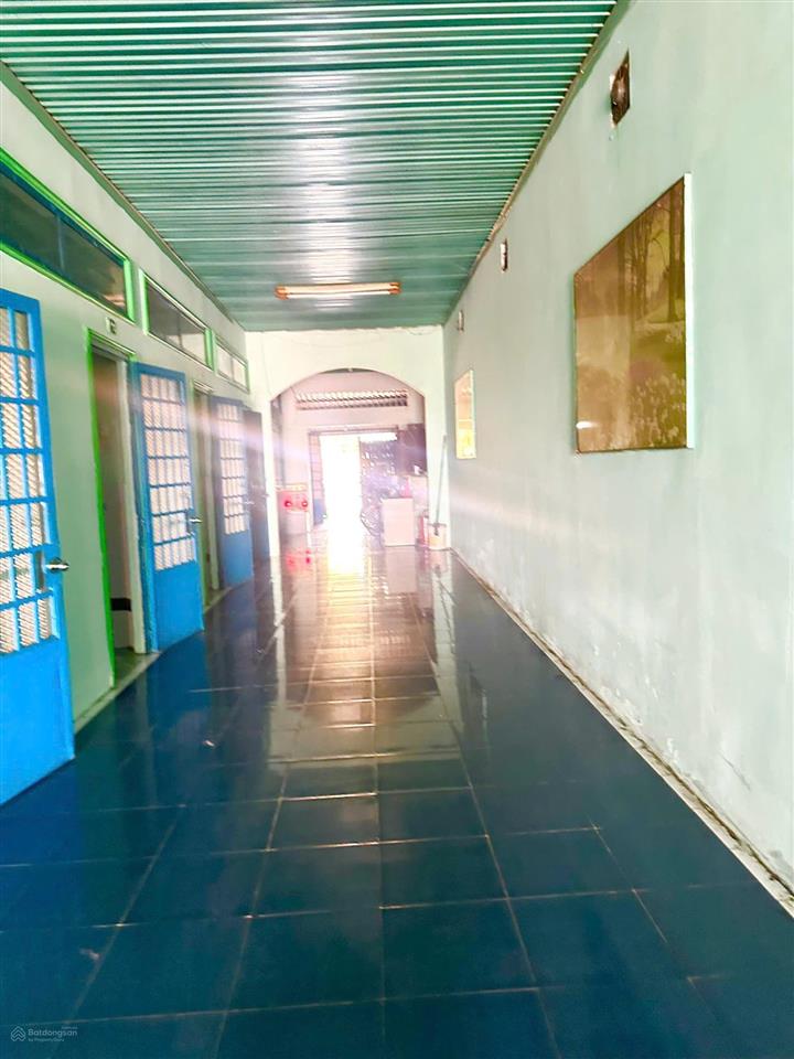 Mặt tiền ql22 nhà nghỉ 16 phòng + nhà 1 trệt 1 lầu 3 phòng ngủ hoàn công tại gò dầu, tây ninh