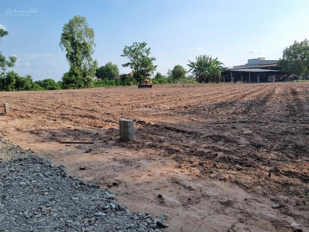 Đất xây nhà hậu dài 5x43m nở hậu 6m, đường qh nhựa thông, sát kcn hiệp thạnh zalo yến 0763 914 ***