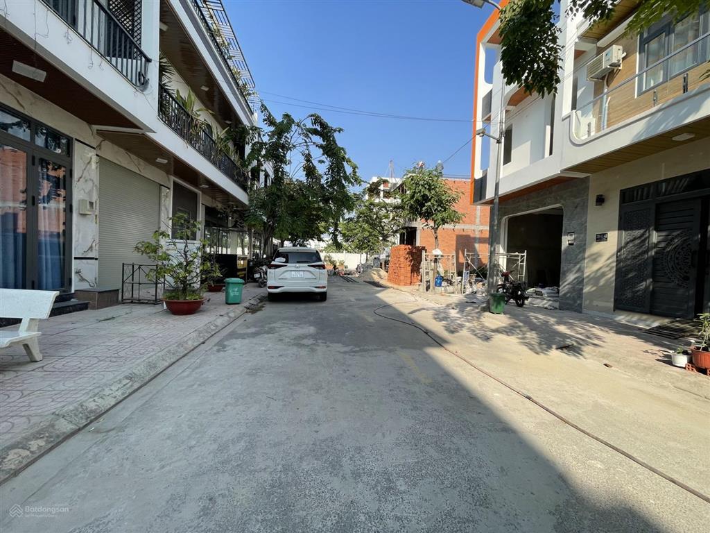 Kinh tế khó khăn bán gấp đất tx52. diện tích 52m2 chỉ 3,4 tỷ