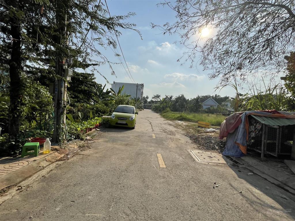 Cần tiền bán gấp lô đất tx52  52m2 chỉ 3.3.tỷ còn thương lượng