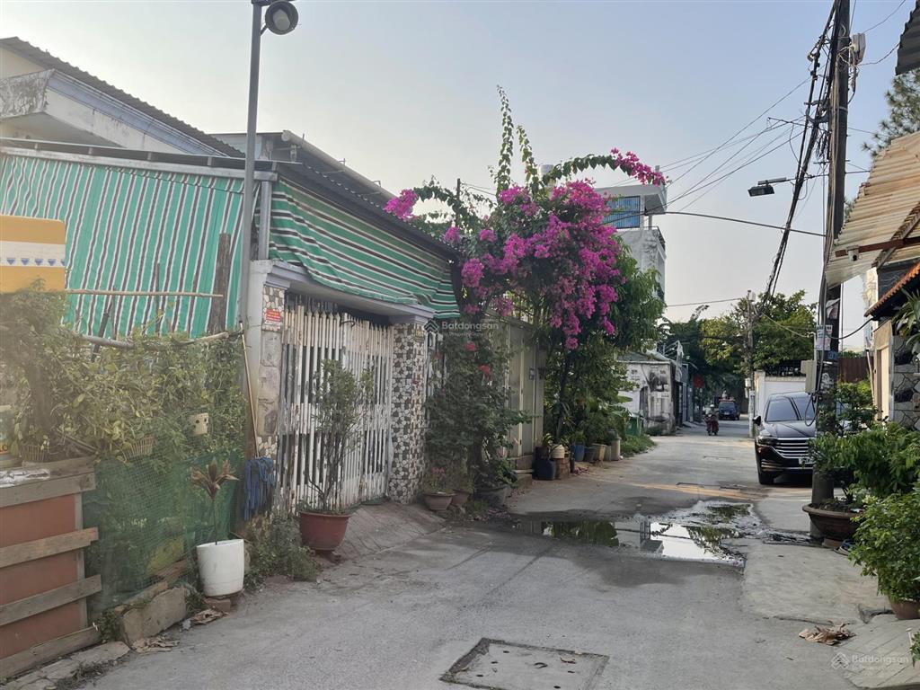 Chỉ 3.3 tỷ sở hũu ngay miếng đất 64m2 thổ cư trục đường tx52. q12. kẹt tiền cần bán gấp ! gấp !