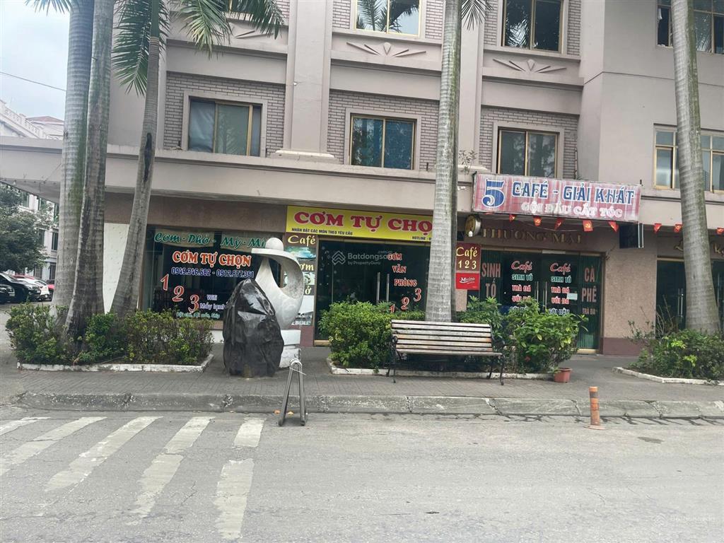 Cho thuê shophouse đào duy anh, giá 55 triệu, 300m2, quận đống đa, hà nội