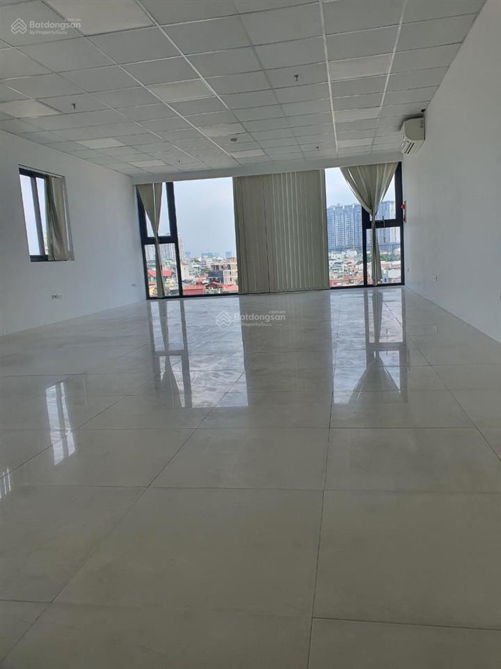 Cho thuê mặt bằng tại phố kim mã, 90 triệu, 250 m2