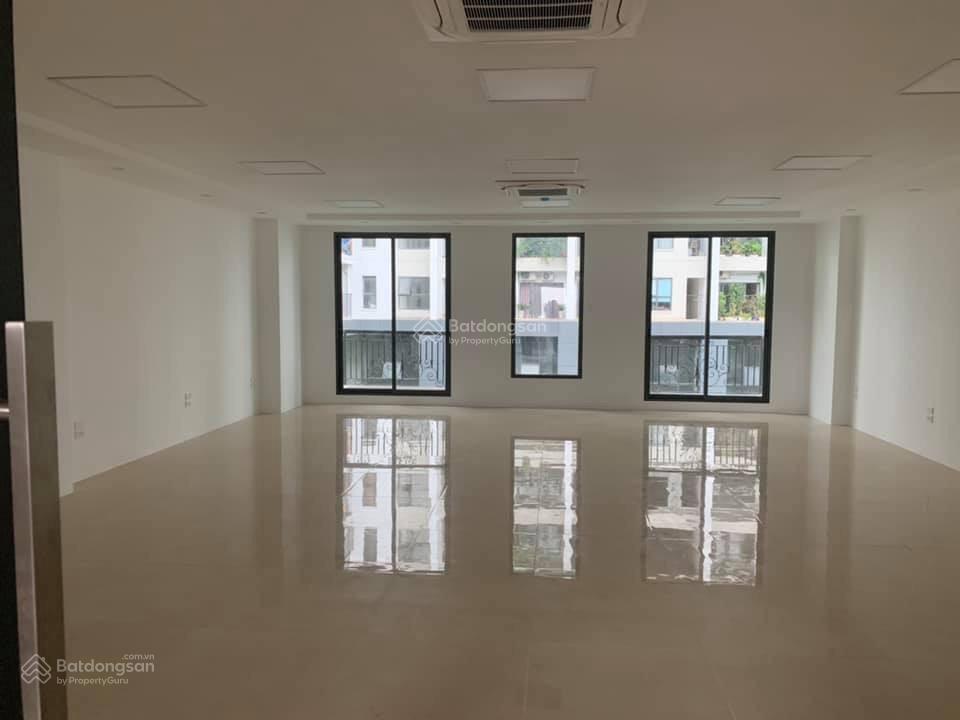 Cho thuê gấp văn phòng 45m2 tại võ văn tần, q3, 15 triệu vnd