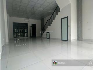 Cho thuê biệt thự liền kề tại xuân phương tasco, diện tích 100m2  3 tầng giá chỉ từ 10tr/tháng