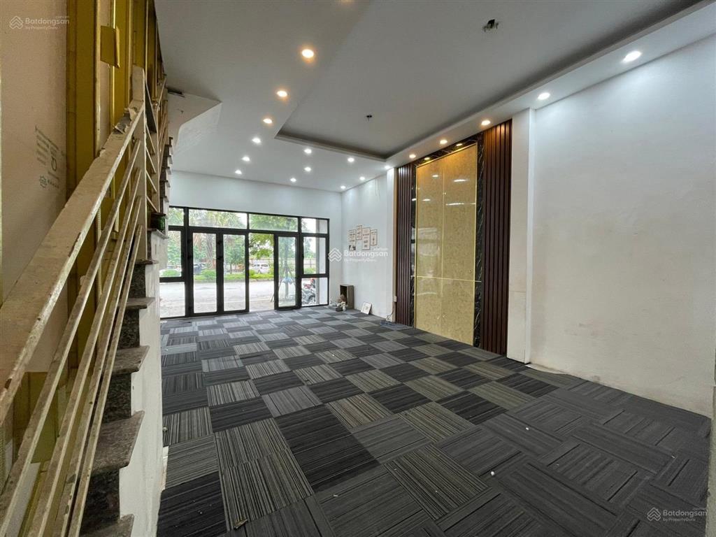 Chính chủ cho thuê căn đã hoàn thiện đẹp 4 tầng full nội thất ở tasco foresa xuân phương