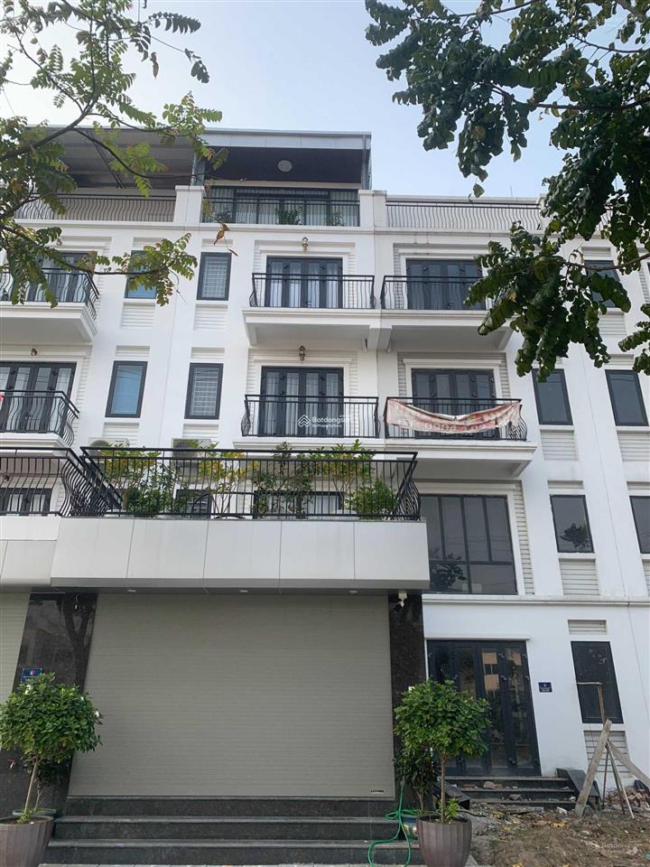 Cho thuê liền kề biệt thự trần hữu dực, trịnh văn bô, xuân phương, thang máy, full nội thất