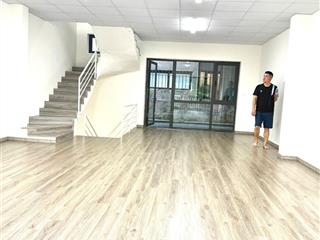 Cho thuê nhà bthự lkề khu đô thị xuân phương đầy đủ đồ thuận tiện vừa ở ,làm kho và văn phòng .