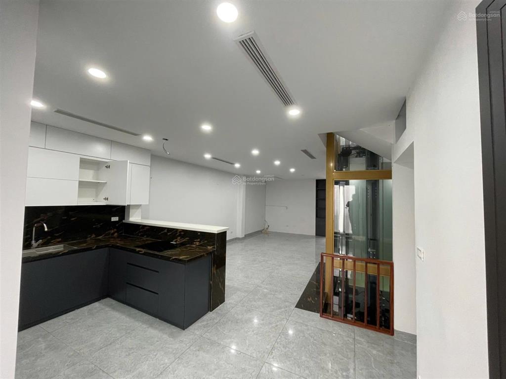 Cho thuê nhà 5 tầng khu đô thị xuân phương 150m² thang máy ô tô tránh giá chỉ 30tr