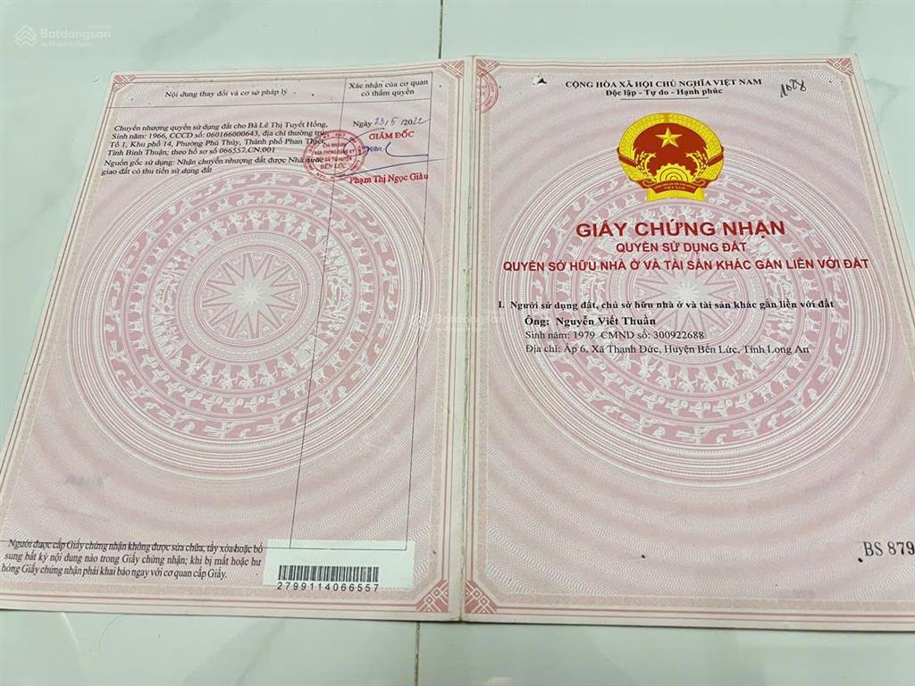 Chính chủ cần bán đất thổ kdc trung tâm tt bến lức cách hcm 30 phút lx.  0817 921 ***