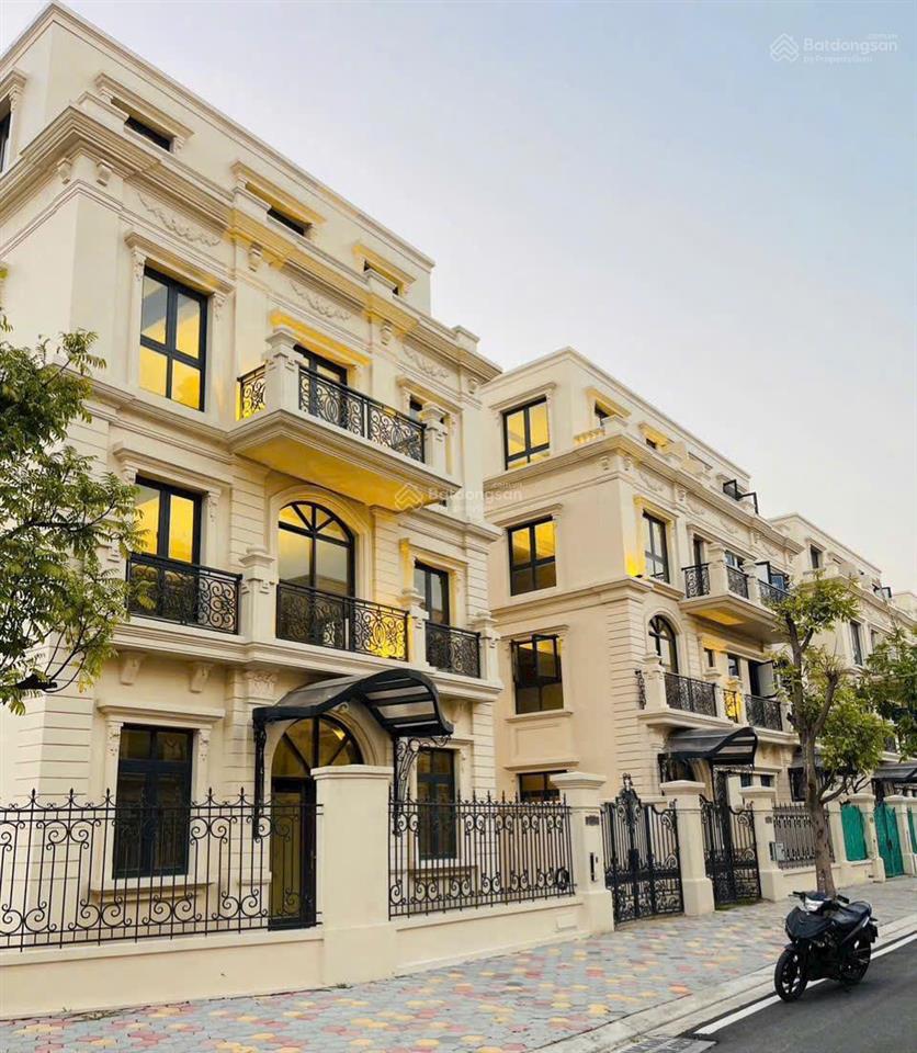 Biệt thự đảo vua 180m2  giá tốt  view công viên  vị trí đẹp