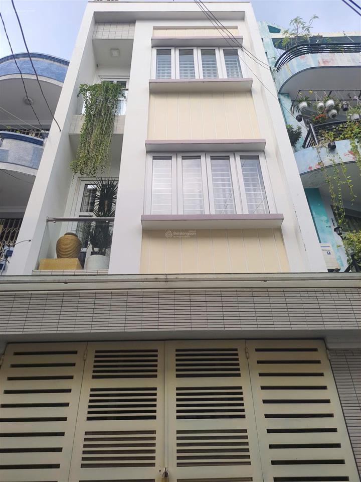 Sát mặt tiền, 4.2x12m, 3 lầu, nhà hxh hoàng diệu, gần đh kinh tế, bán 11.9 tỷ