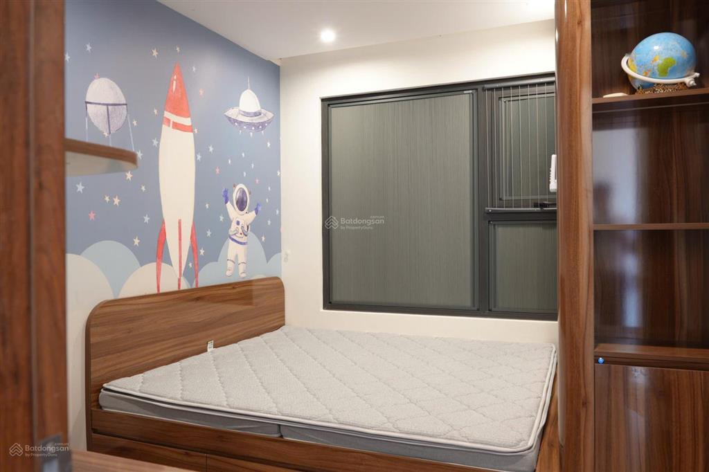 Bán căn hộ 2pn  đông nam full đồ  tòa nhà nhiều tiện ích