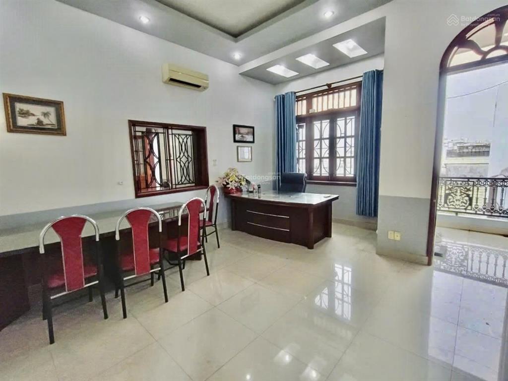 Nhà 4 tầng kiên cố đẹp oto đậu trong nhà hoàng diệu 2  thu nhập sẵn 265tr/n  104m2 ngang 5m vuong