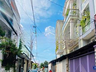 Hiếm duy nhất 1 căn nhà 3 tầng kiến cố đẹp đường oto ngay hoàng diệu 2  chợ linh trung ngang 5m