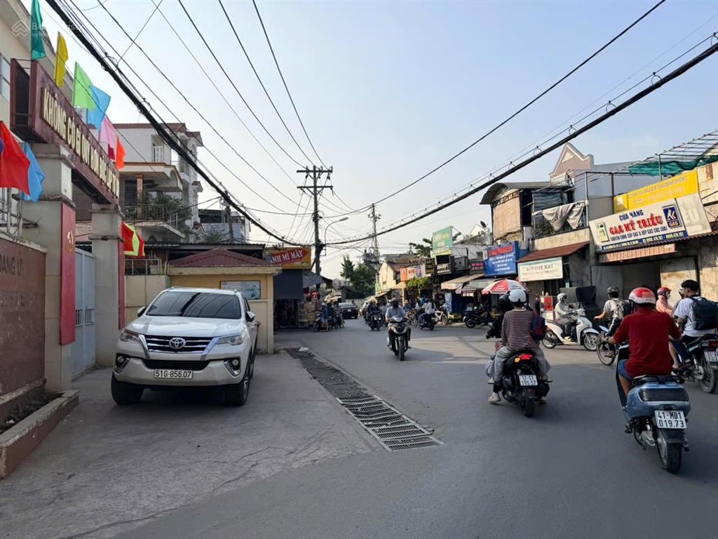 Bán nhà 4 tầng mặt tiền đường ngang 5,6m kinh doanh trường thọ  ngay đặng văn bi  hoàn công đủ