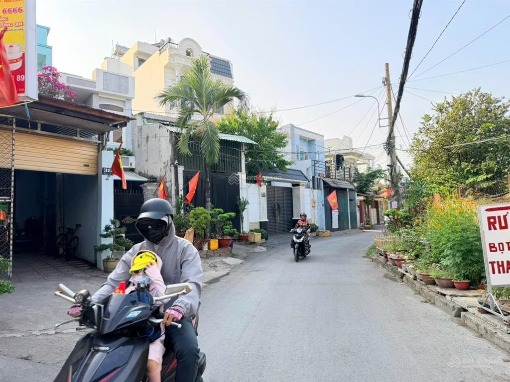 Bán nhà 4 tầng mặt tiền đường ngang 5,6m kinh doanh trường thọ  ngay đặng văn bi  hoàn công đủ