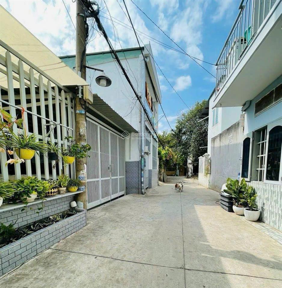 Sót lại 1 căn nhà 120m2 ngang 5,7m nở hậu 7,2m có sân oto đường số 8 linh trung ngay hoàng diệu 2