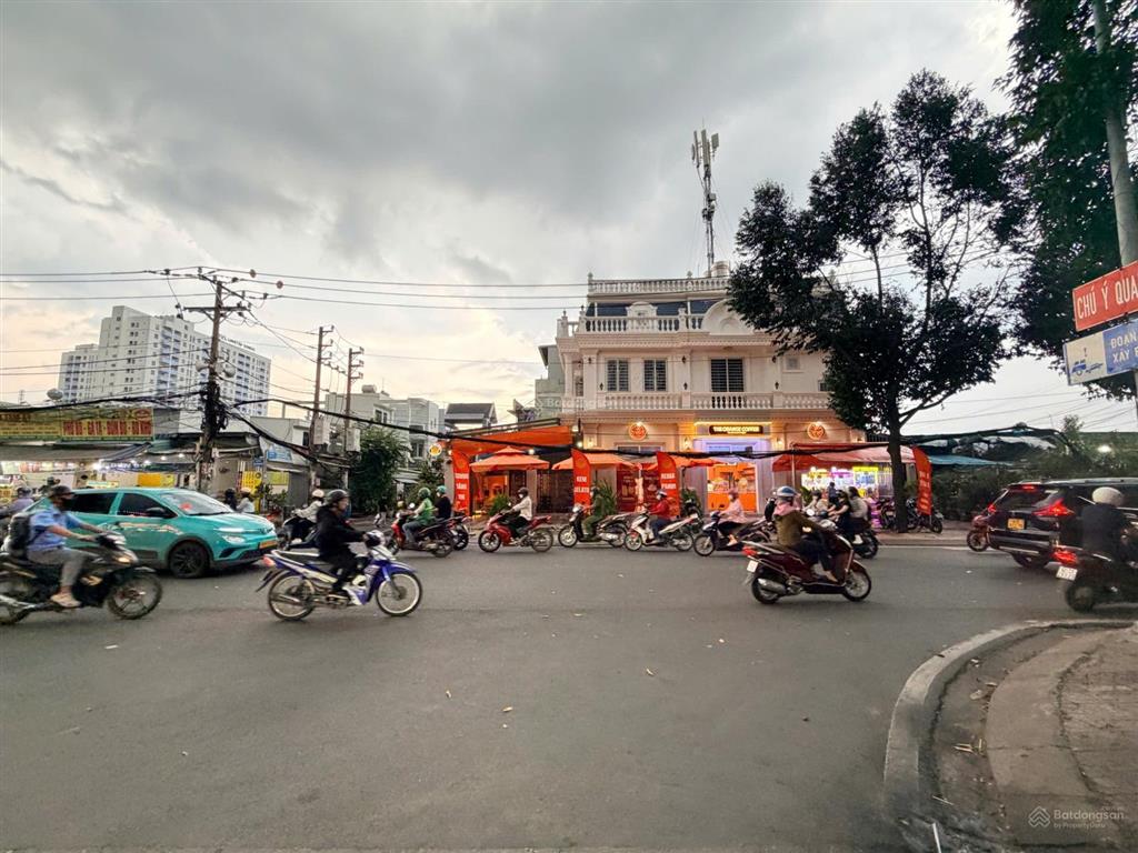 Hàng hot nhất linh tây đường đào trinh nhất  dãy trọ 90m2 ngang 6m thu nhập tốt oto 1 trục vào nhà