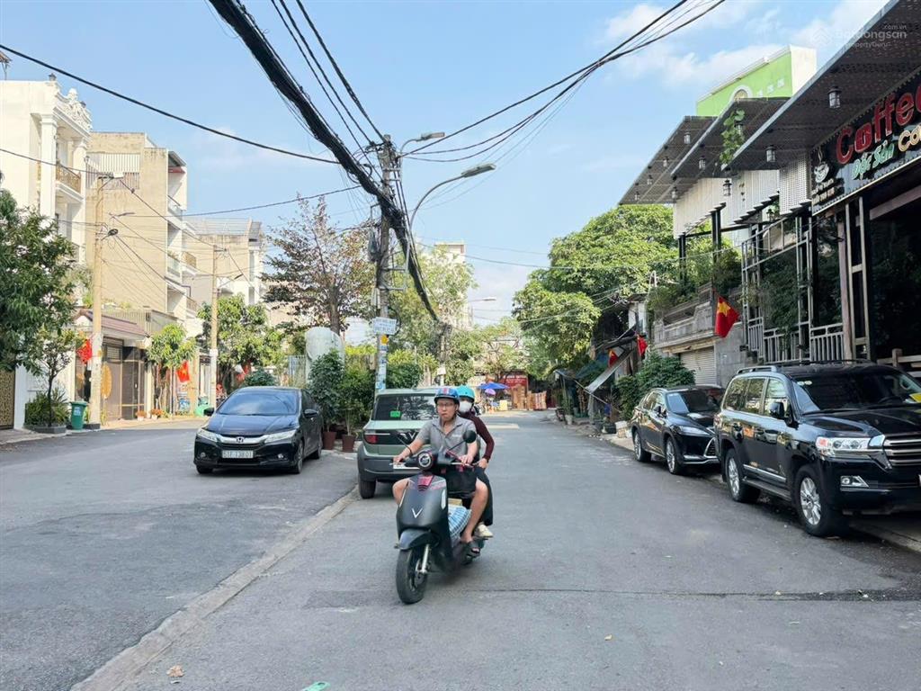 Lê văn chí  linh trung chỉ 62tr/m2 đường oto tới đất xây dựng 5 tầng thông số đẹp 113m2 ngang 5m