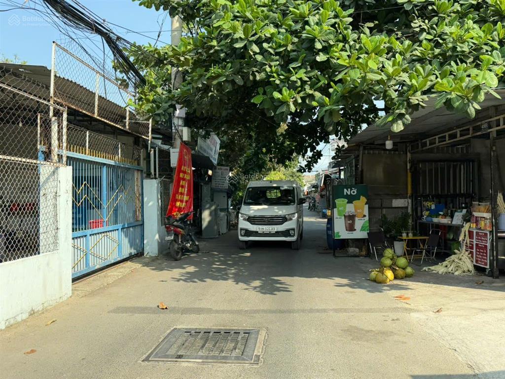 Giá rẻ hơn thị trường chỉ 48tr/m2 nhà ngay gametro 130m2 ngang 6,7m oto đậu đỗ trong nhà thoải mái