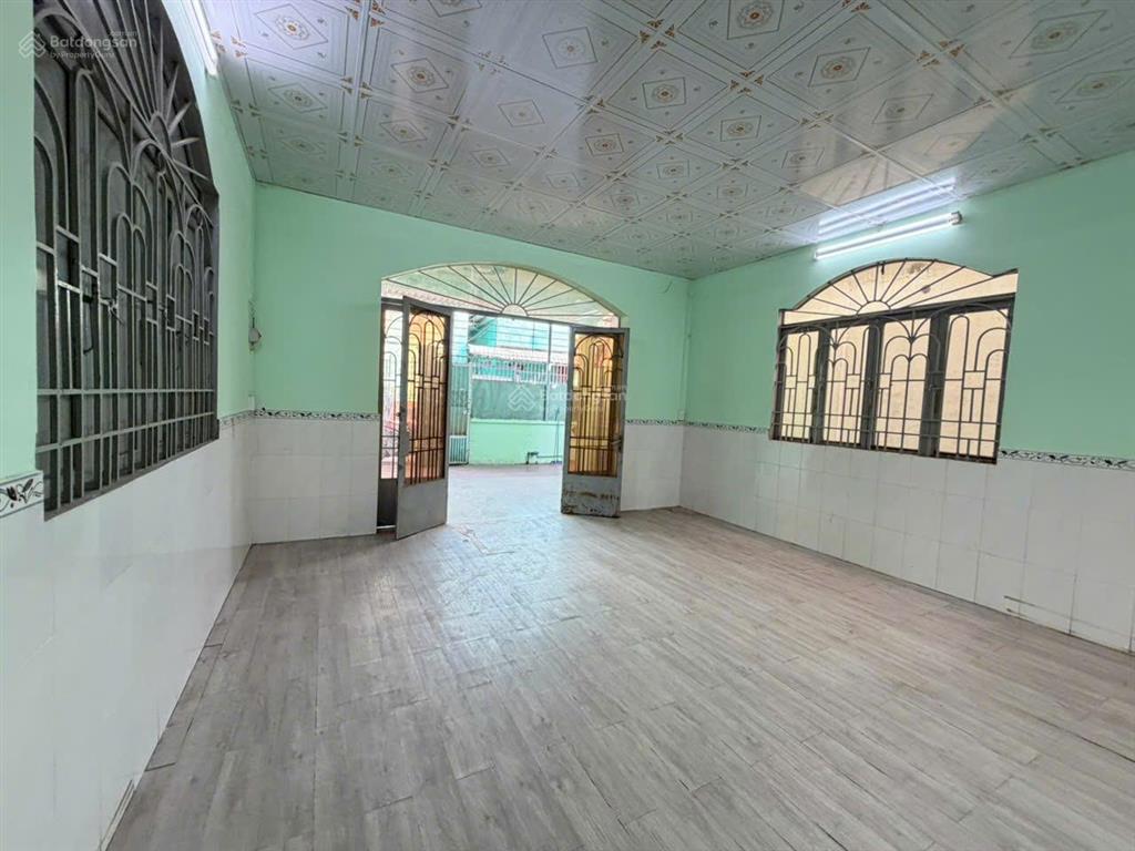 Giá rẻ hơn thị trường chỉ 48tr/m2 nhà ngay gametro 130m2 ngang 6,7m oto đậu đỗ trong nhà thoải mái