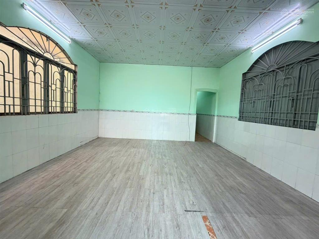 Giá rẻ hơn thị trường chỉ 48tr/m2 nhà ngay gametro 130m2 ngang 6,7m oto đậu đỗ trong nhà thoải mái
