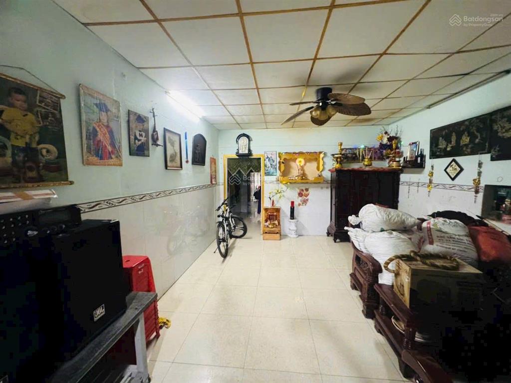 Ngay phạm văn đồng nhà 208m2 ngang 7,5m sân đỗ oto ngay mặt tiền đường linh đông 100m ra vành đai 2