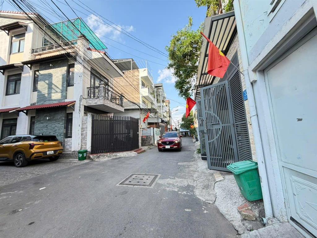Chợ thủ đức nhà 2 tầng góc 2 mặt tiền kinh doanh đối diện vành đai 2 sẵn thu nhập sát kha vạn cân