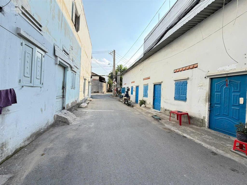 Chợ thủ đức nhà 2 tầng góc 2 mặt tiền kinh doanh đối diện vành đai 2 sẵn thu nhập sát kha vạn cân