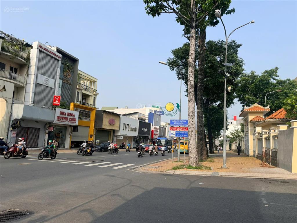 Cơ hội đầu tư tốt nhà võ văn ngân 141m2 ngang 6,3m đường oto 1 trục tới nhà sát vincom thủ đức