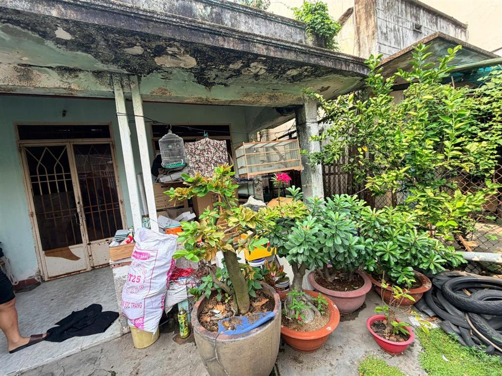 Cơ hội đầu tư tốt nhà võ văn ngân 141m2 ngang 6,3m đường oto 1 trục tới nhà sát vincom thủ đức