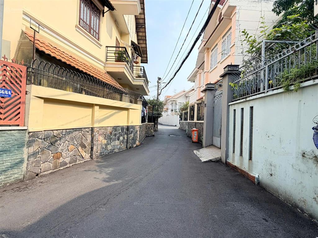 Cơ hội đầu tư tốt nhà võ văn ngân 141m2 ngang 6,3m đường oto 1 trục tới nhà sát vincom thủ đức