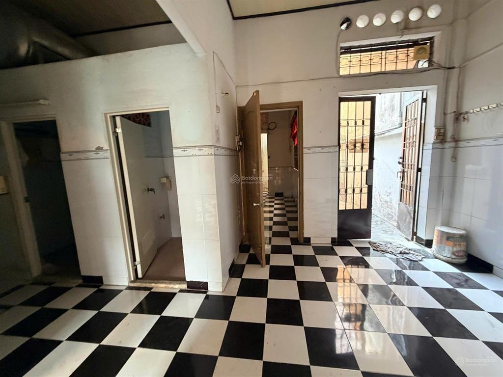 Hàng thơm ngay hoàng diệu 2 chỉ 75tr/m2 nhà 130m2 ngang 6m full thổ cư oto vào nhà xây dựng tự do