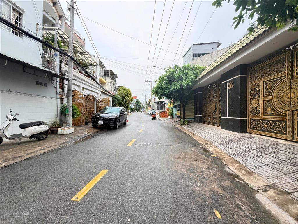 Hàng nổi bật thủ đức  nhà mặt tiền kinh doanh 110m2 ra phạm văn đồng ngang 5m xây dựng hầm 6 tầng