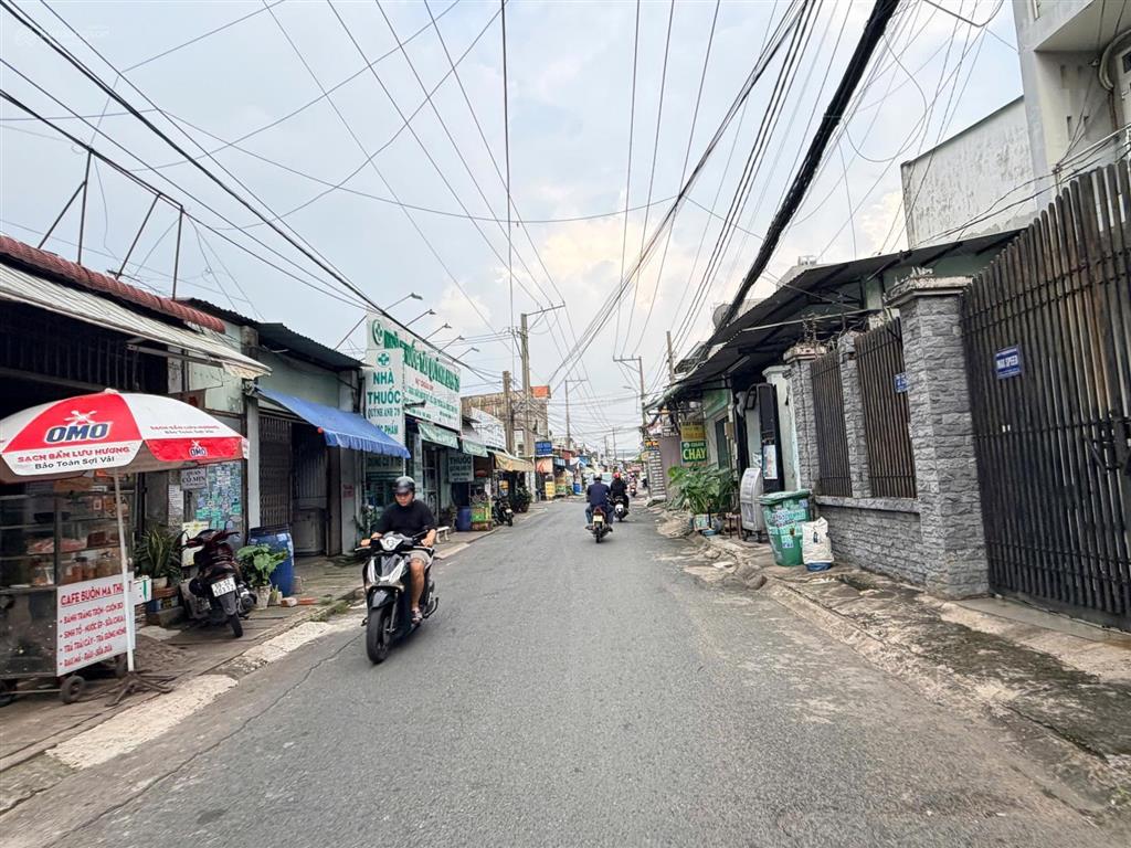 Cơ hội vừa ở kinh doanh tốt thủ đức  nhà mặt tiền kinh doanh 65m2 sầm uất thông ra phạm văn đồng