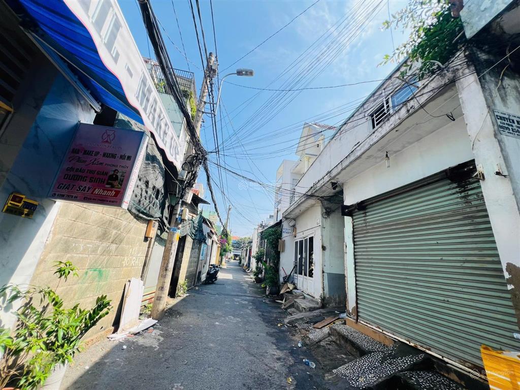 Chdv hot nhất thủ đức 200m2 ngang hơn 9m ngay kdc himlam linh chiểu đường oto thẳng tới nhà xây cao