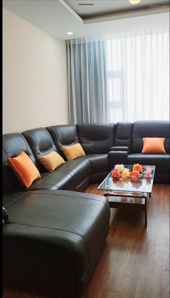 Bán ch la casa q7 dt 105 m² tk 3 pn 2 wc full nt giá 5,579 tỷ  0965 004 *** mr huy