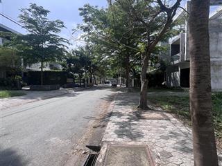 Cần bán nền nhà phố da la maison de, phước lộc, cần giờ,dt 5x22 giá 4,8 ty  0965 004 *** mr huy