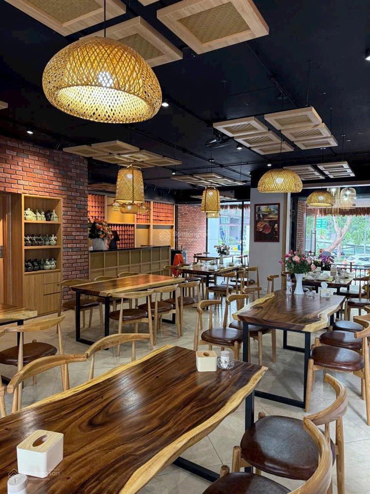 Siêu phẩm mặt phố triệu việt vương, dt 200m2 t1, 100m2 t25, mt 8m, kinh doanh mọi mô hình
