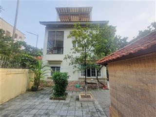 Bán nhà 3t, 280m2 đất tại xuân đỉnh (xin phép không tg/ mg/qc), sổ đỏ, không dính qh, giá tl nhẹ