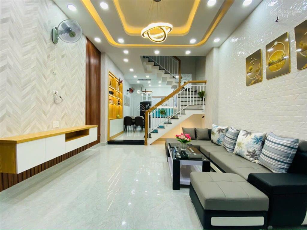 Bán nhà riêng 4pn, 4wc tại lê trực, bình thạnh 40m2, giá tốt 3,5 tỷ