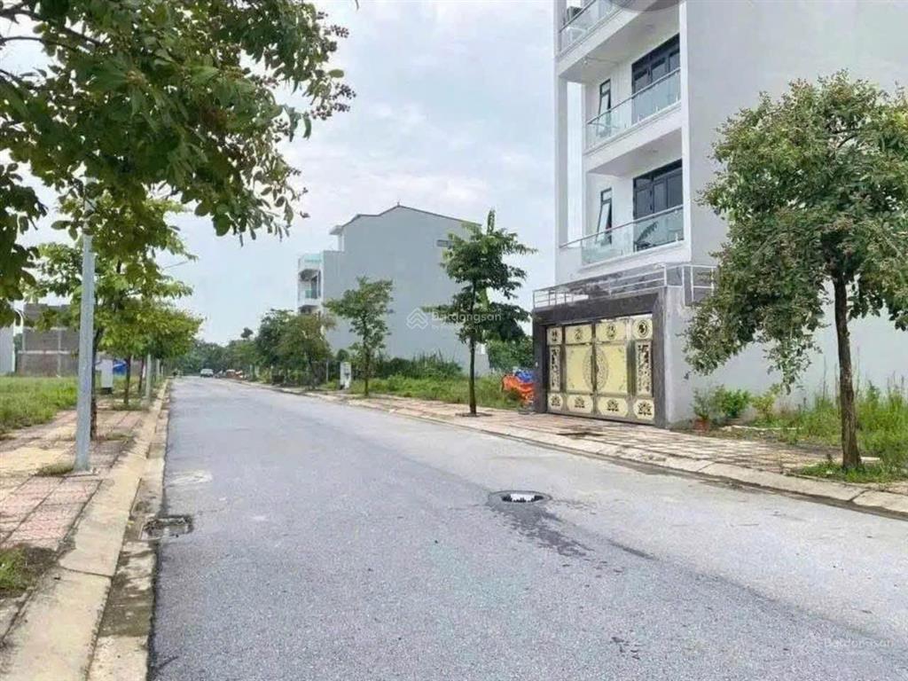Khu đô thị nam vĩnh yên . lô 108m