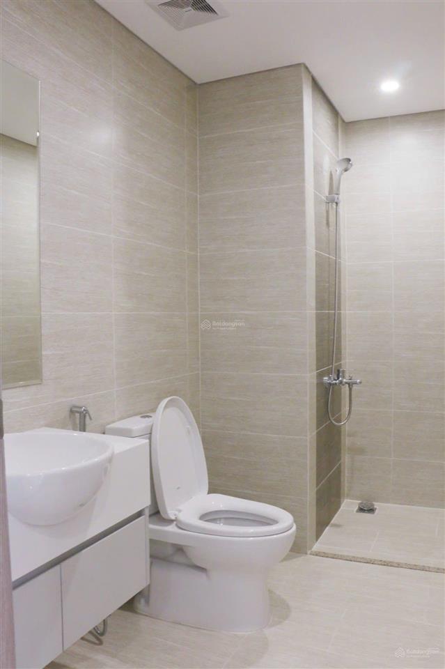 Cần bán nhanh căn hộ 1pn+1 tòa s205 tầng trung view đẹp thoáng mát giá 3.75 tỷ  0986 903 ***