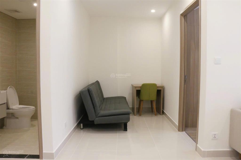 Cần bán nhanh căn hộ 1pn+1 tòa s205 tầng trung view đẹp thoáng mát giá 3.75 tỷ  0986 903 ***