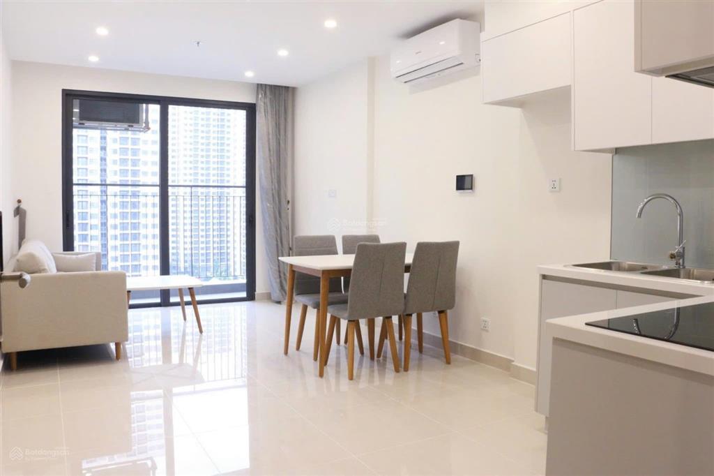 Cần bán nhanh căn hộ 1pn+1 tòa s205 tầng trung view đẹp thoáng mát giá 3.75 tỷ  0986 903 ***