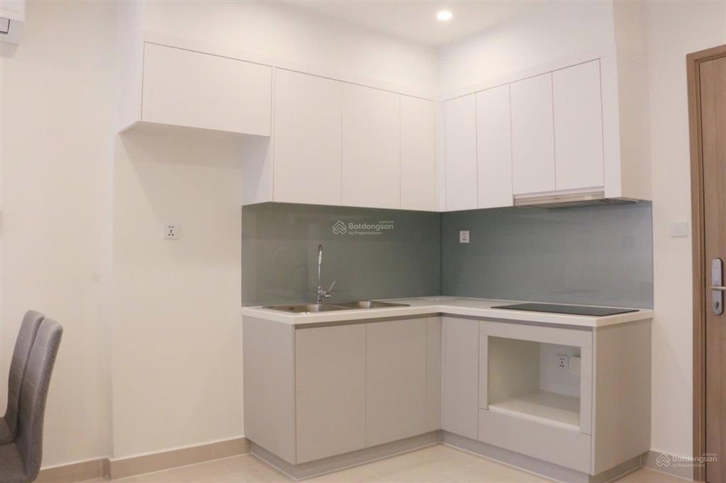 Cần bán nhanh căn hộ 1pn+1 tòa s205 tầng trung view đẹp thoáng mát giá 3.75 tỷ  0986 903 ***