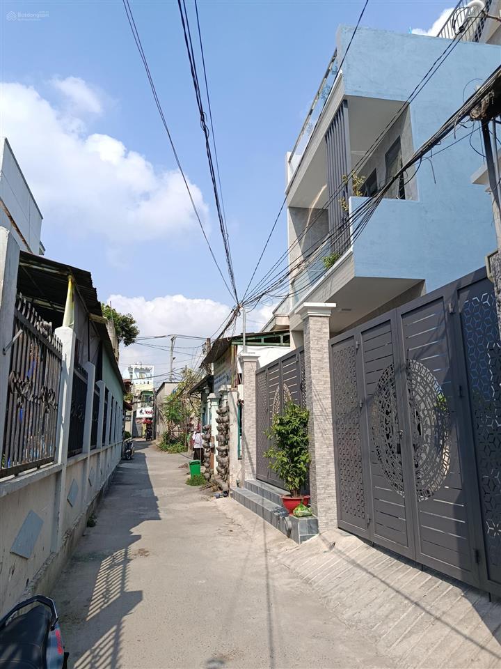 Nhà kiên cố, giá rẻ, 53m2, chỉ hơn 3 tỷ, linh xuân, thủ đức