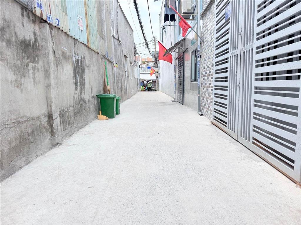 Nhà kiên cốgiá đầu tưhiệp bình chánh thủ đức60m2 chỉ hơn 4 tỷ